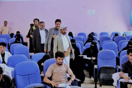 مأرب.. 394 طالباً وطالبة يتنافسون على 200 مقعد بالمعهد العالي للعلوم الصحية
